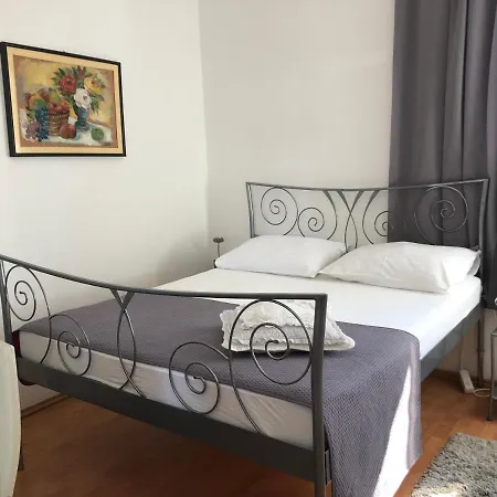 Toni Lägenhet Makarska